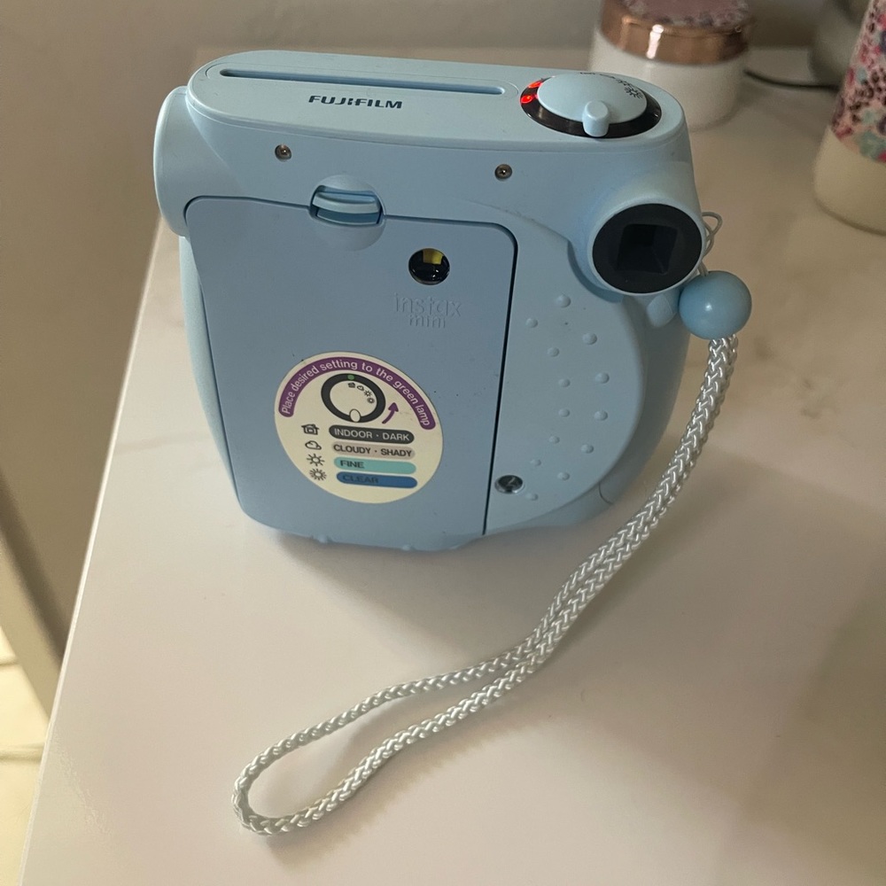 Instax camera - Picture 3 of 4